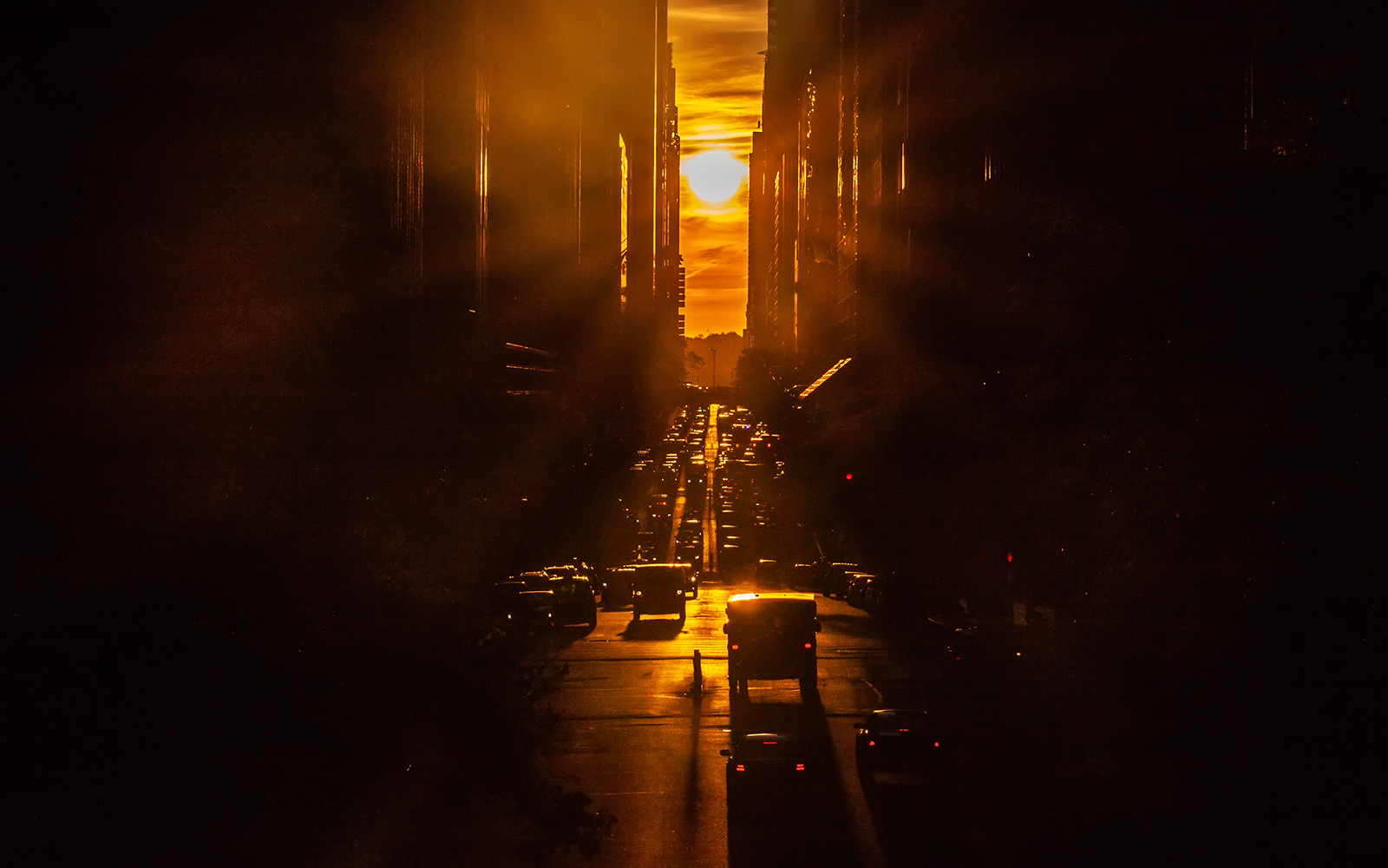 Manhattanhenge 2024 Where & How to See This New York Sunset